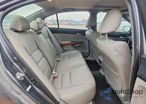 2011 Honda Accord Exl z USA, uszkodzony, nr VIN 1HGCP3F88BA010734